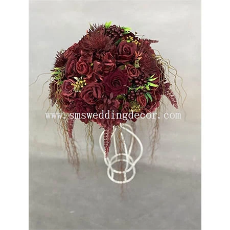 dark red rose centerpieces(001)