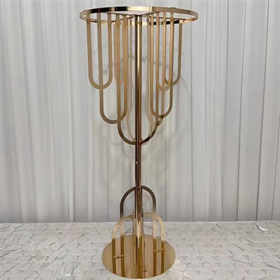 गोल्ड सेंटरपीस स्टैंड