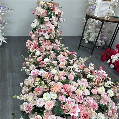 गुलाबी फूल की सजावट