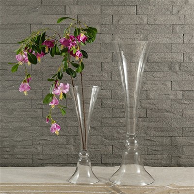 तुरही फूलदान केंद्रपीठ